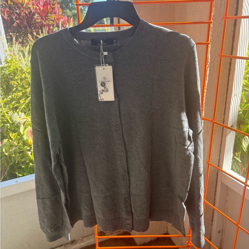 NWT Lilliusory Women’s Cardigan